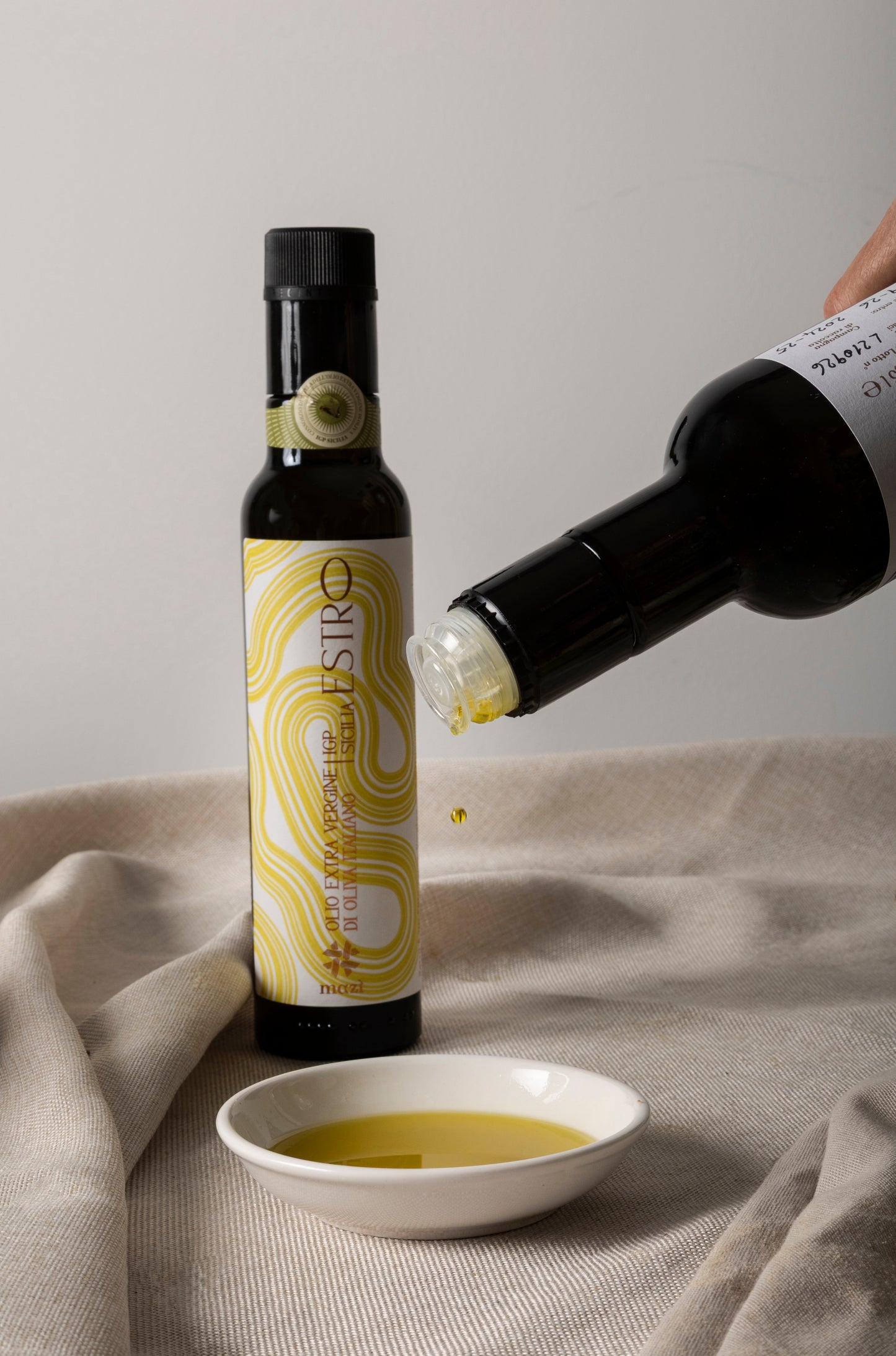 Estro Oil (glass bottle)